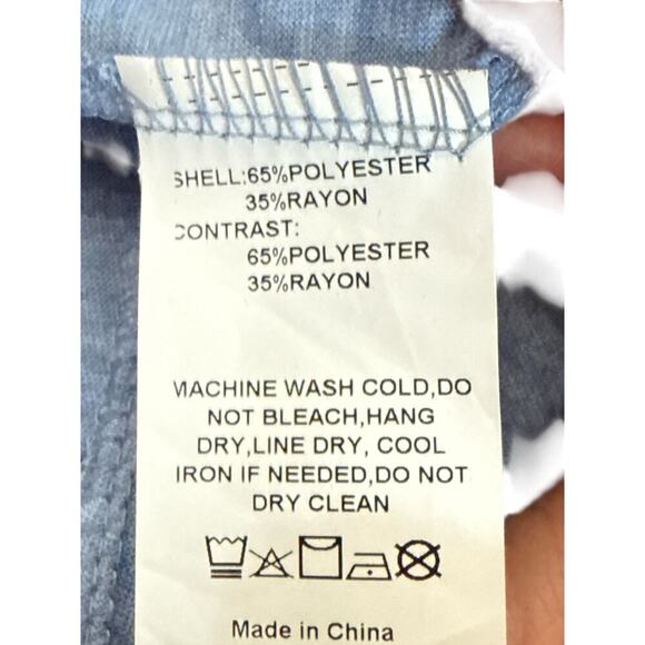 SIMPLE By Suzanne Betro Women's Color Block Cold Shoulder Top Size XL Blue NWT - Picture 7 of 7